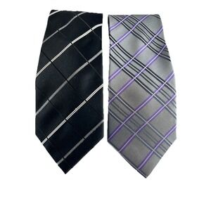 Van Heusen  Lot Of 2  Men Neck Ties  100% Silk Striped Professional Confidence